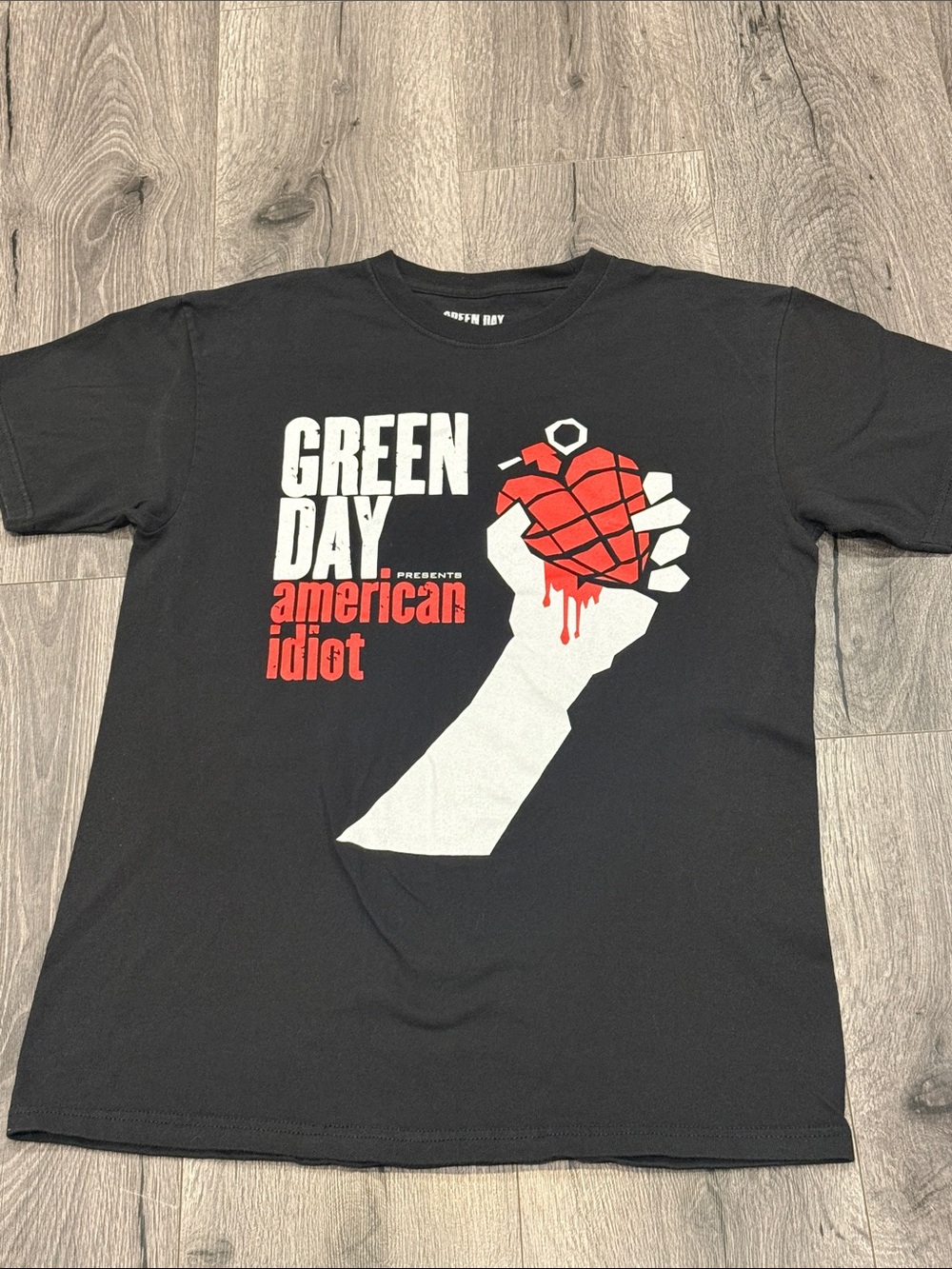 🧨 Green Day American Idiot Graphic Band Tee - Black